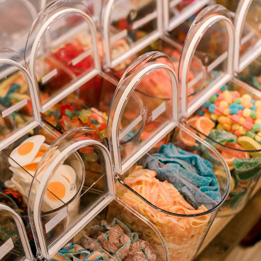 Give-Sweetly-Gummies